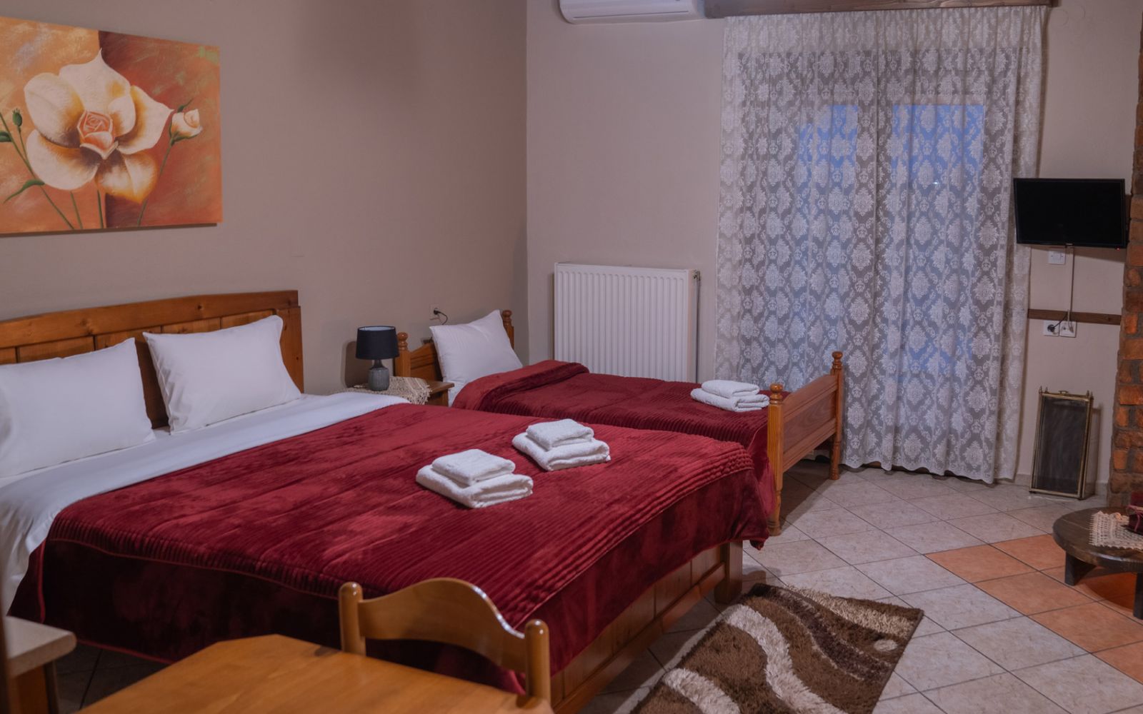 Τρίκλινο Δωμάτιο